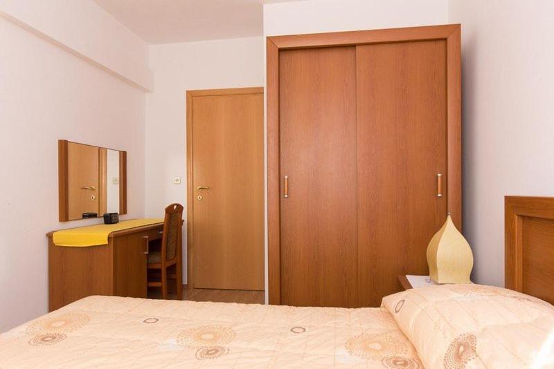 Marija F4 Apartment Кърк Екстериор снимка