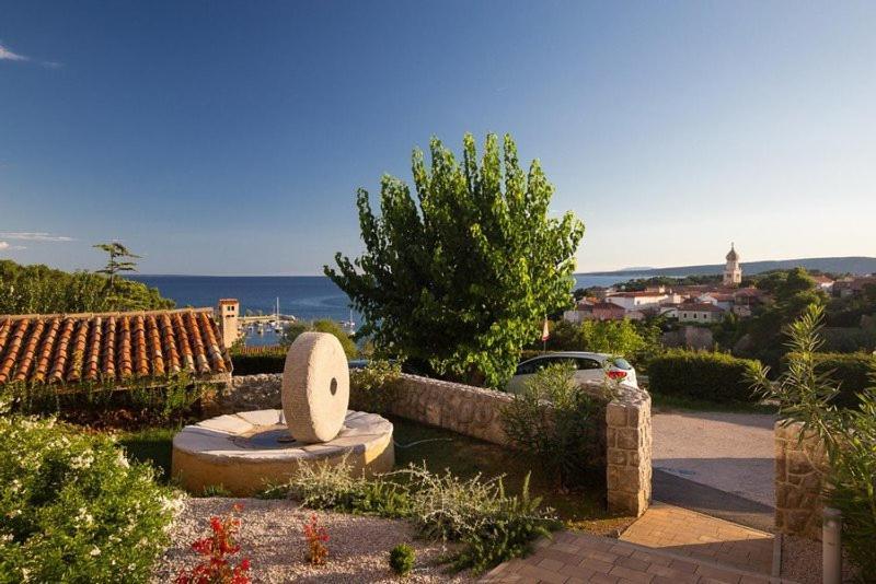 Marija F4 Apartment Кърк Екстериор снимка